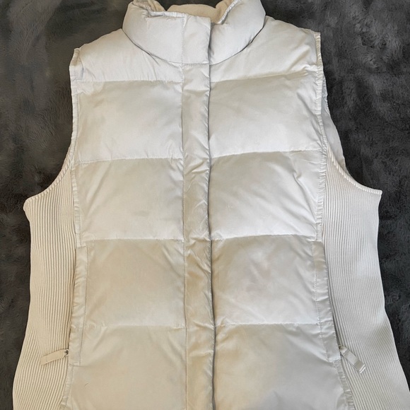 Gap Puffer Vest - Picture 1 of 4